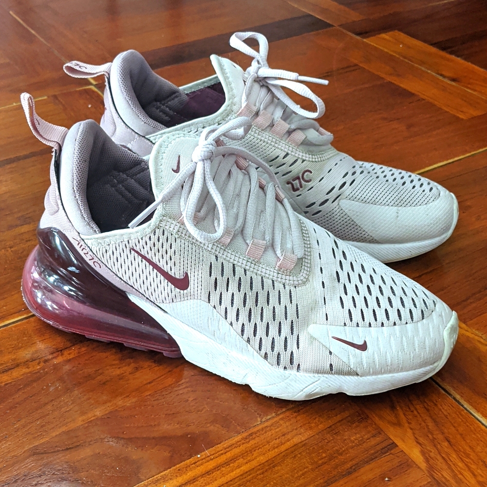 Nike Air Max 270